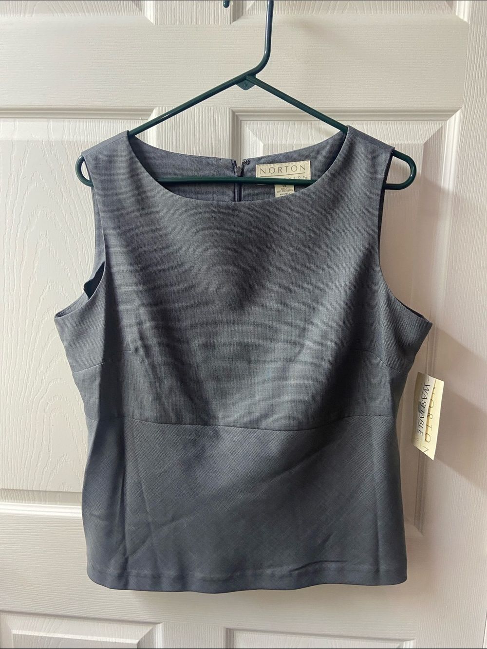 Norton McNaughton Sleeveless Shell Top in Gray 14